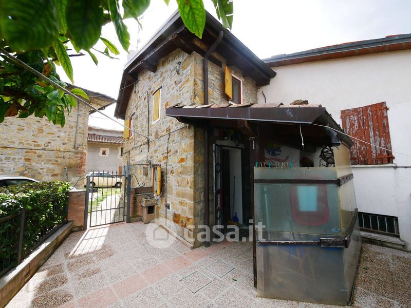 Rystigo Rustico, casale in Vendita in Via giardini nord a Serramazzoni - 80mq ...