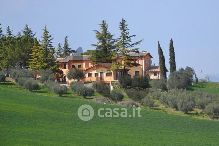 Villa In Vendita In Strada MADONNA DI CAMPAGNA A Bastia Umbra - 763mq ...