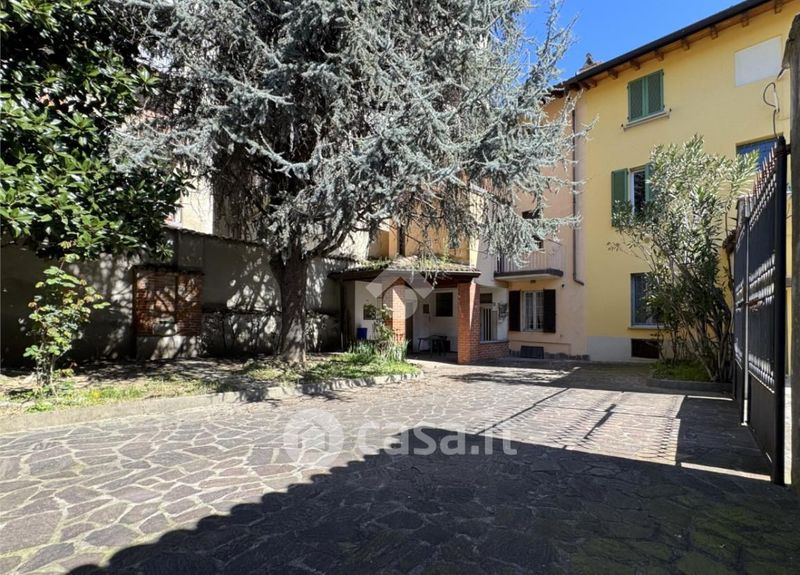 Casa indipendente in Vendita in Via Giuseppe Garibaldi 19 a Stradella ...