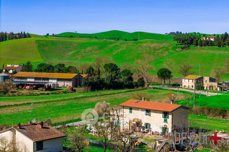 Rustici, Casali In Vendita In Toscana - Casa.it