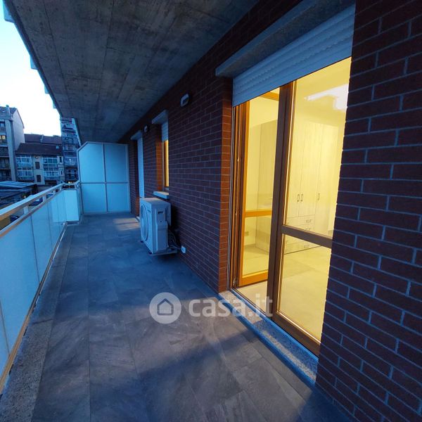 Appartamento in Nizza Millefonti, foto 2 di 27