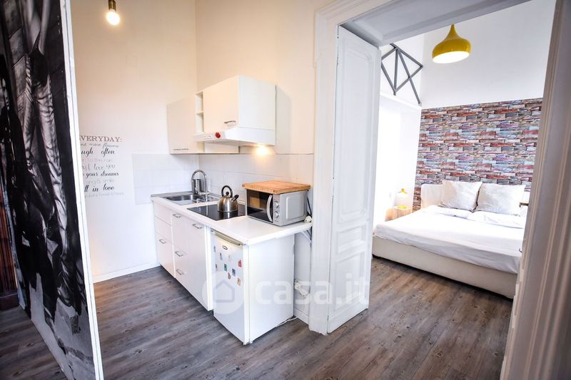 Bilocale in Affitto in Piazza Nicola Amore a Napoli - 55mq - Casa.it