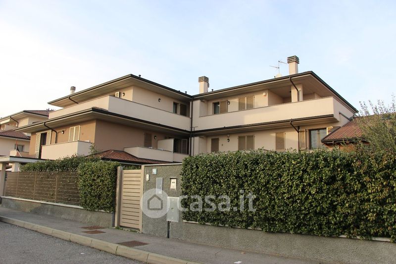 Trilocale In Vendita In Via Rossini A Borgo San Giovanni 100mq Casa it