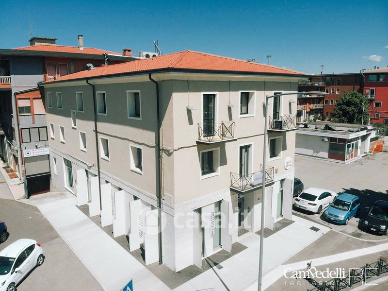 Ufficio in Affitto in zona Roma a Verona 400mq Casa.it