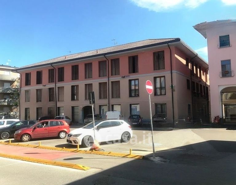 Trilocale In Vendita In Piazza Giuseppe Mazzini A Dairago Mq