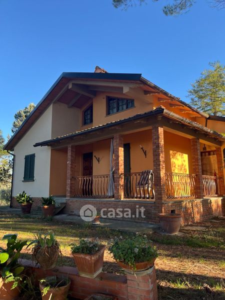 Casa Indipendente in Vendita in Localit campoluci a Arezzo