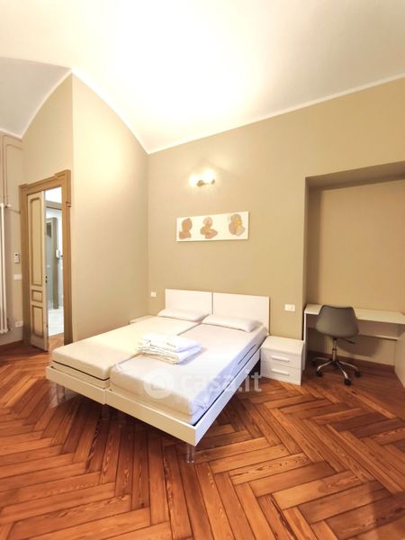 3 stanze singole in Centro, foto 2 di 22