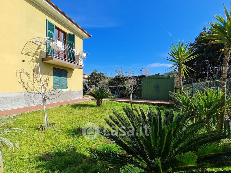 Case con giardino in vendita a La Spezia in zona La Pieve Casa.it Case con giardino in vendita a La Spezia in zona La Pieve Casa.it