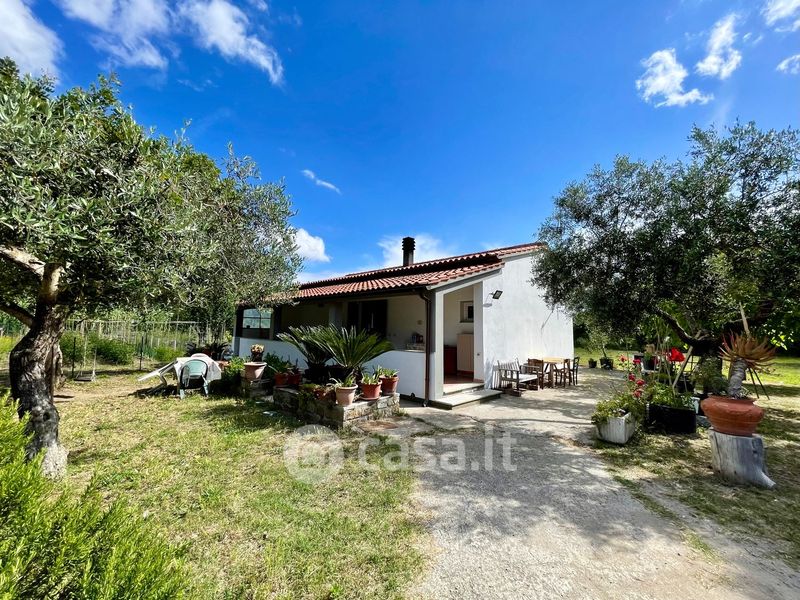 Casa indipendente in Vendita in zona Marina di Campo a Campo nell'Elba ...