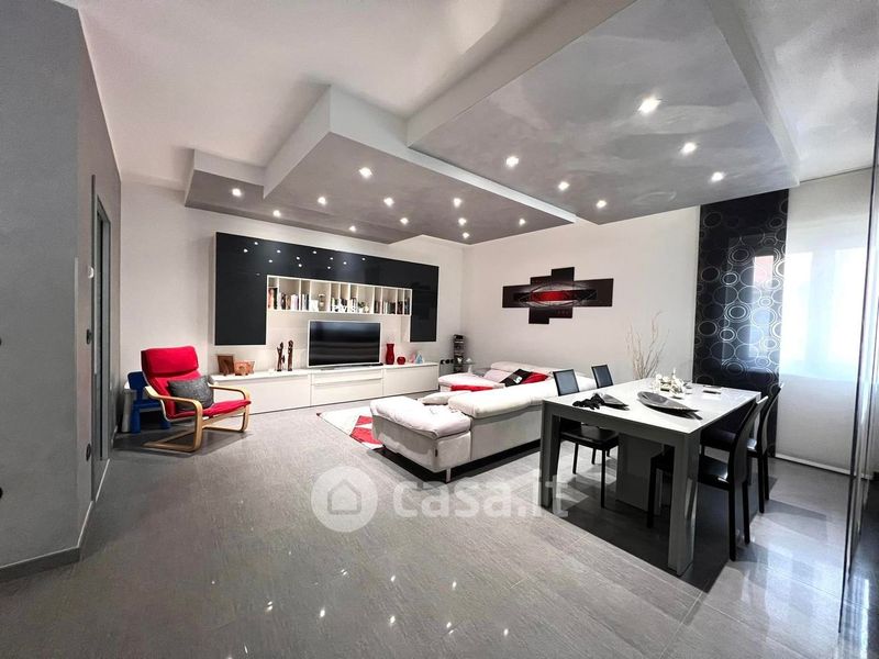 Quadrilocale in Vendita in Via Taranto