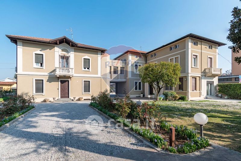 Case in vendita a San Zeno Naviglio Casa.it