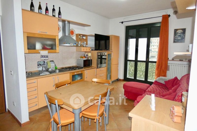 Quadrilocale in Vendita in Viale Indipendenza a Canelli - 67mq - Casa.it