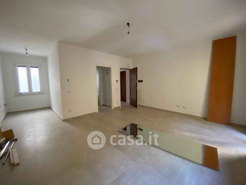 Appartamento in Vendita in Via Roma a Castelnovo ne' Monti 50mq