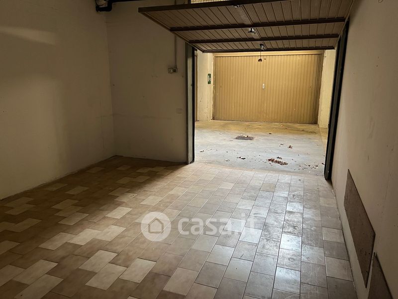 Garage, Posto Auto in Vendita in Via Trento 20 a Grugliasco - 26mq