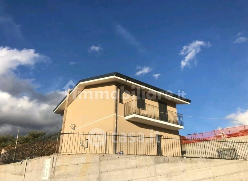 Villette A Schiera In Vendita A Maniace Casa It