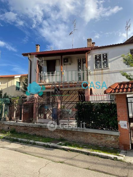 Casa Indipendente in Vendita in Via Silvio Pellico a Foggia