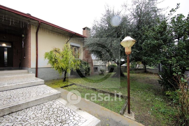 Villa in Vendita in zona Centro Storico a Bassano del Grappa 320mq