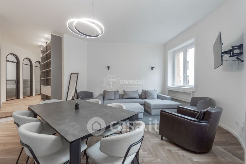 Trilocale in Vendita in Via Uberto