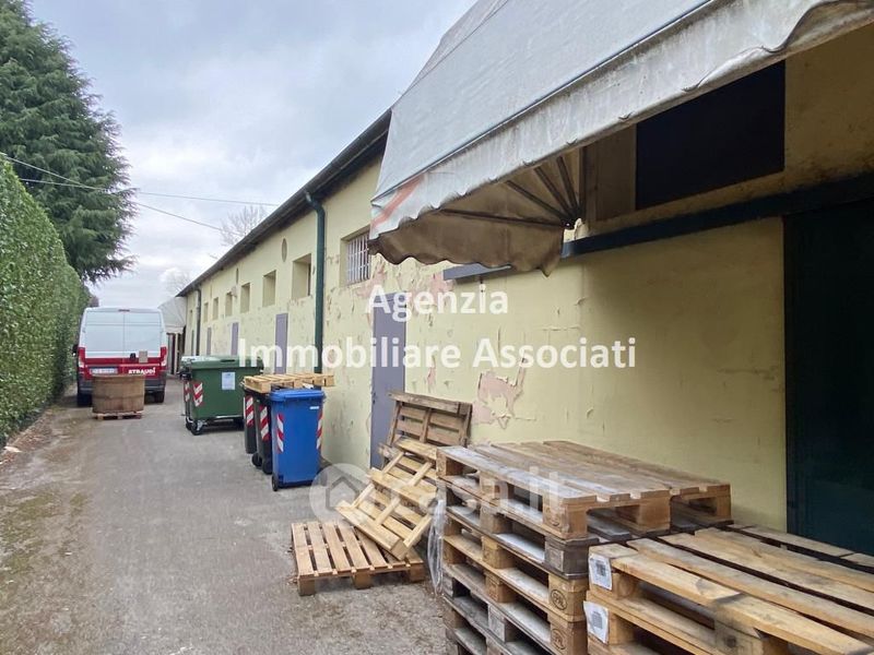 Capannoni in affitto a Cassola in zona San ZenoSan Giuseppe Casa.it