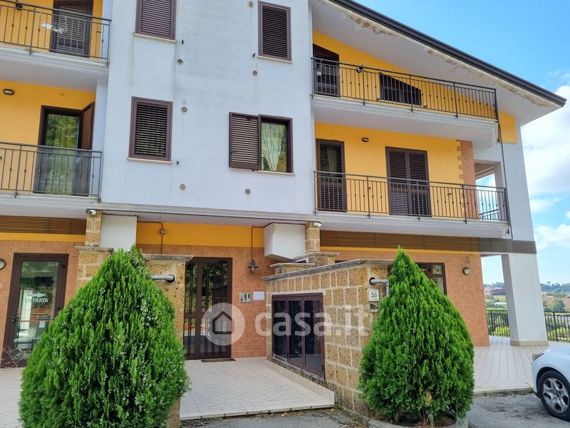 Case in vendita a Prata di