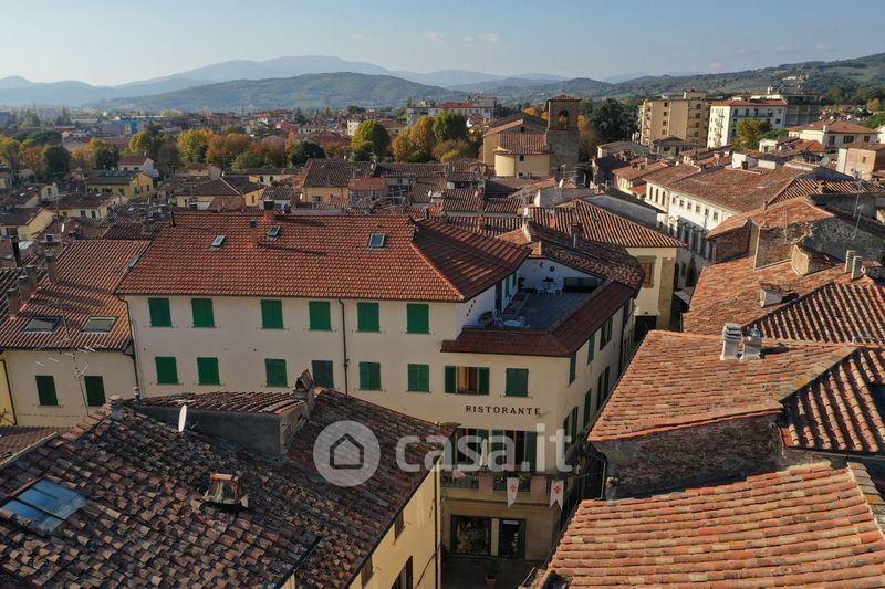 Case Bifamiliari Trifamiliari in vendita a Sansepolcro Casa.it