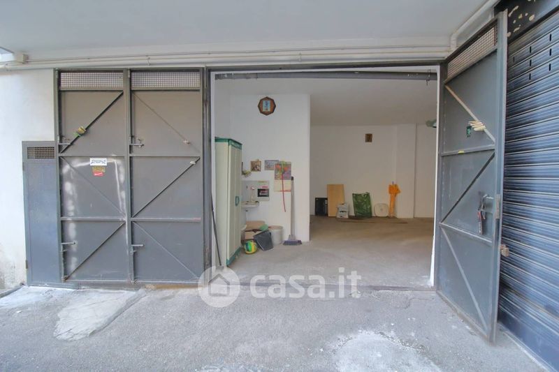 Garage, posti auto in vendita a Bitonto 