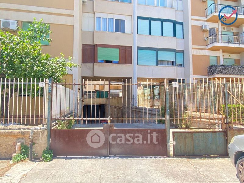Garage, posti auto in vendita nel quartiere Settecannoli di Palermo