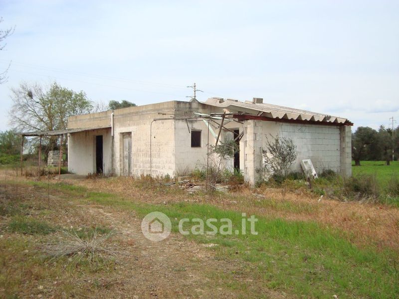 Rustici, Casali in vendita a Aradeo 