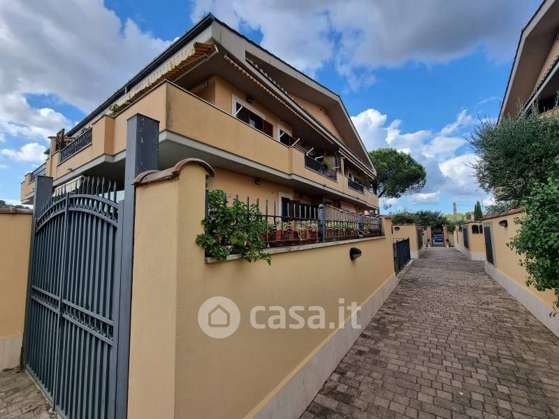 Case Con Riscaldamento Centralizzato In Vendita Nel Quartiere Casal 