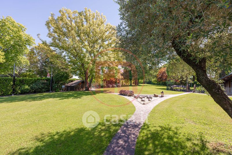 Case in vendita a Giavera del Montello in zona Centro Casa.it