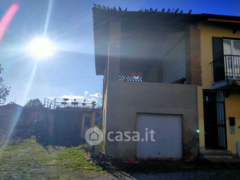 Rustici, casali in vendita a Biandronno in zona Cassinetta Rizzone ...