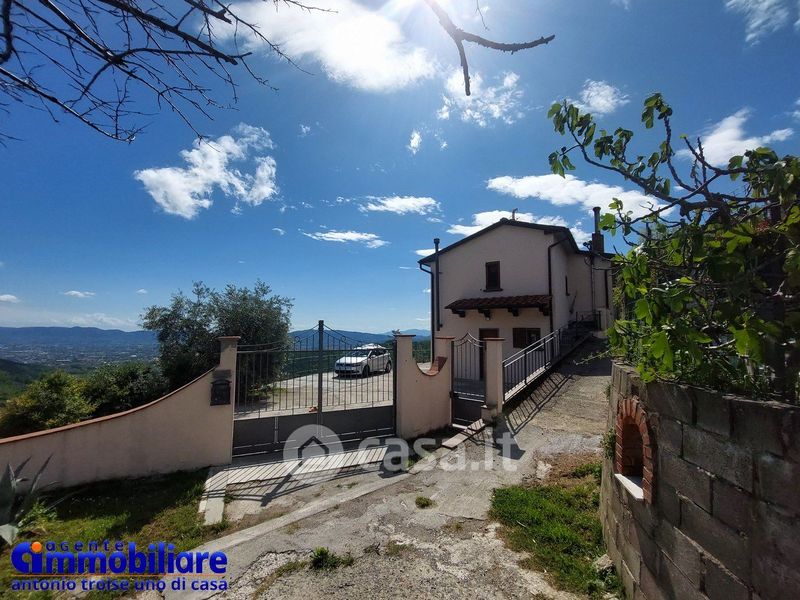 Case Indipendenti Con Giardino Privato In Vendita A Pistoia In Zona ...