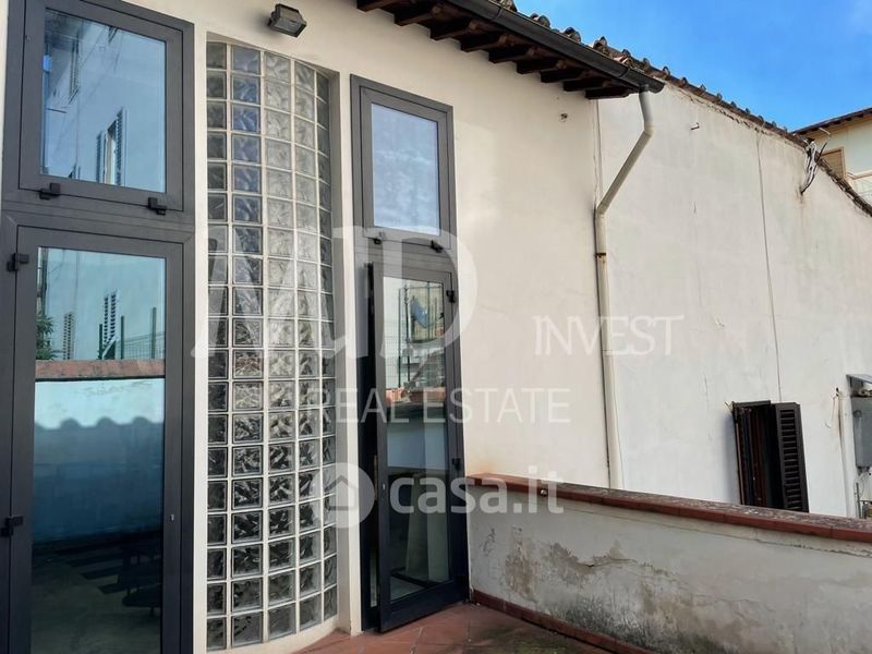 Ufficio In Vendita In Via Lorenzo Il Magnifico 37 A Firenze 140mq 