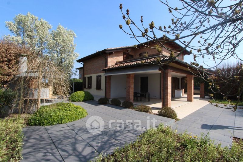 Villa in vendita Via Augusto Ferrari , Valsamoggia