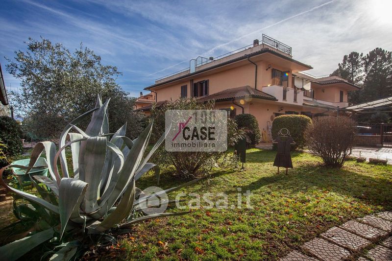 Bilocali Con Giardino Privato In Vendita A Castiglione D Orcia In Zona Bagni San Filippo Casa It