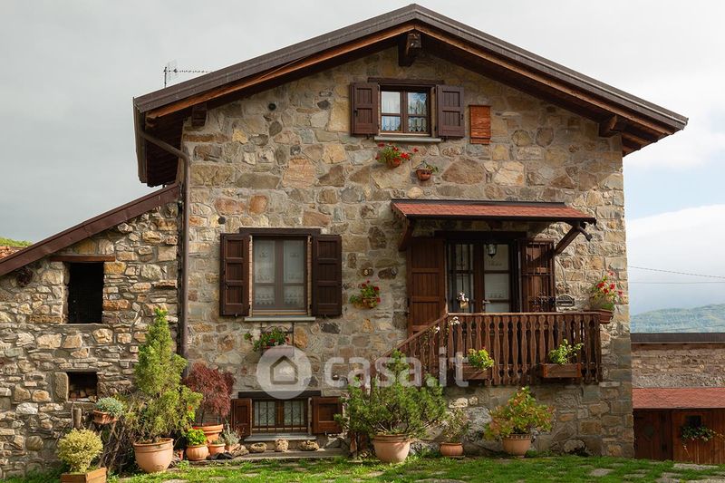 Case Indipendenti in vendita da privati a Ventasso Casa.it