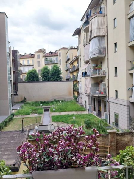 Monolocale in Vanchiglia, foto 2 di 19