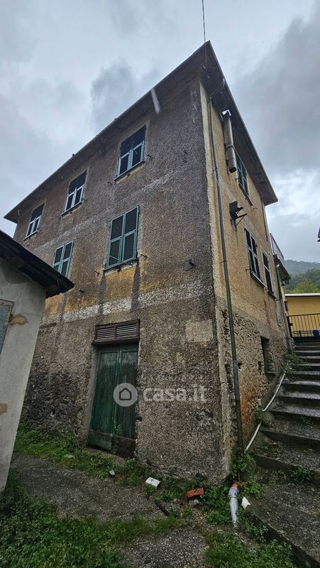 Rustici Casali In Vendita A Neirone In Zona Centro Casa It