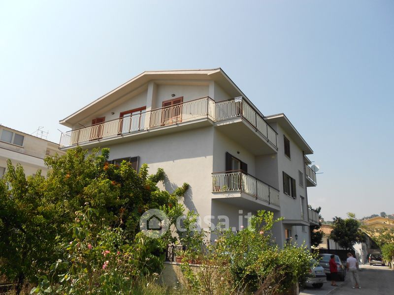 Case in vendita da privati a Minturno in zona Scauri Casa.it