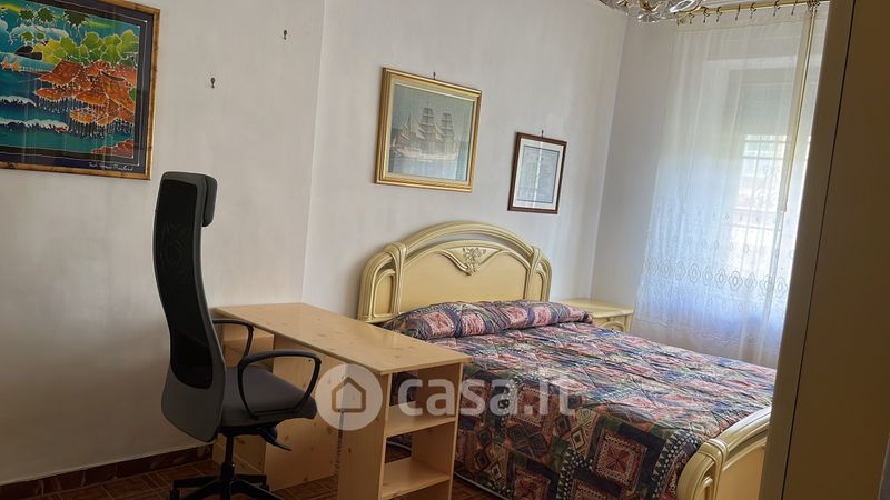 Stanza singola in Madonna di Campagna, foto 2 di 6