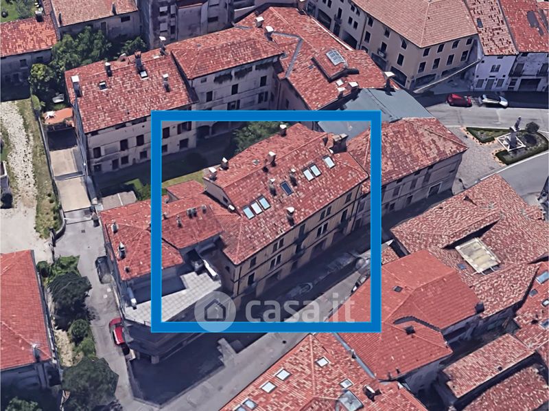 Appartamento in Vendita in Via Remondini a Bassano del Grappa 118mq