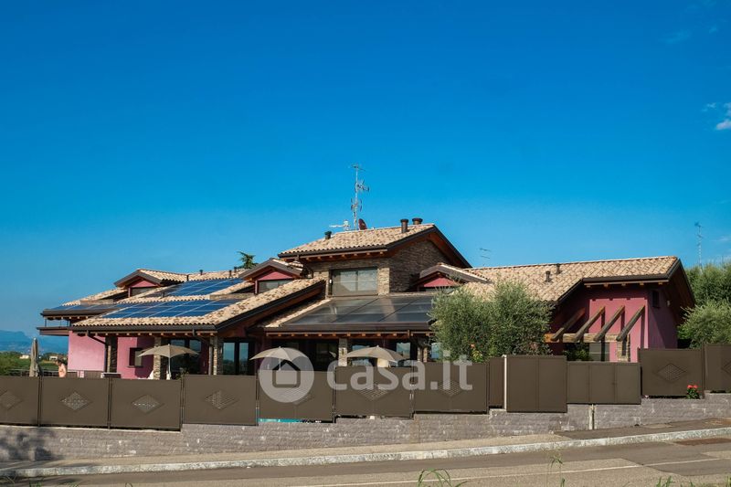 Alberghi vendita Peschiera del Garda Casa it