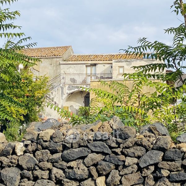 Rustico, casale in Vendita in Via Lapide Vecchia 93 a Calatabiano ...